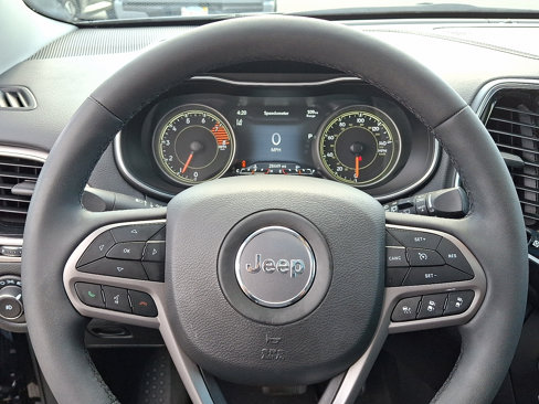 Used 2022 Jeep Cherokee Limited image 20