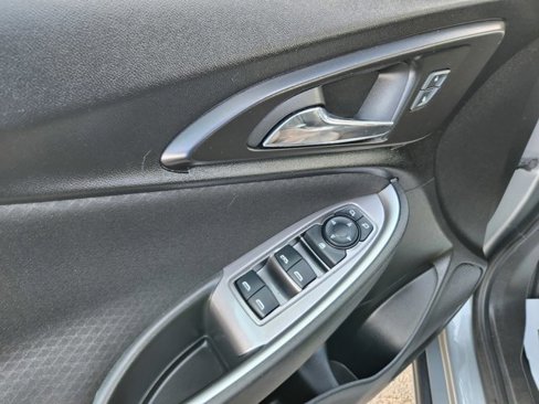 Used 2024 Chevrolet Malibu LT image 36