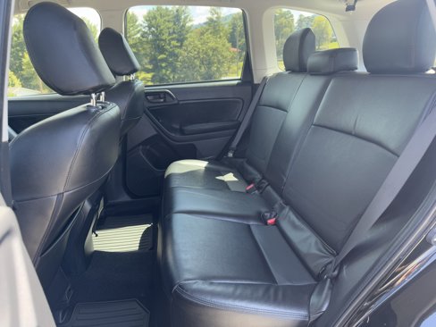 Used 2015 Subaru Forester 2.5i image 11