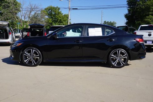 Used 2020 Nissan Sentra SR w/ Premium Package image 6