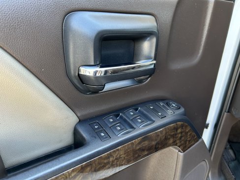 Used 2016 Chevrolet Silverado 1500 LT w/ Texas Edition image 11