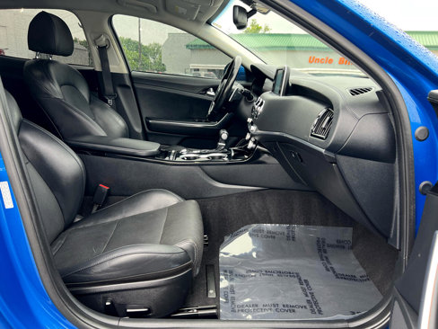 Used 2018 Kia Stinger image 57