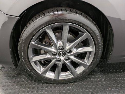 Used 2018 MAZDA MAZDA3 Touring image 7
