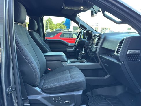 Used 2016 Ford F150 XLT w/ Equipment Group 302A Luxury image 10