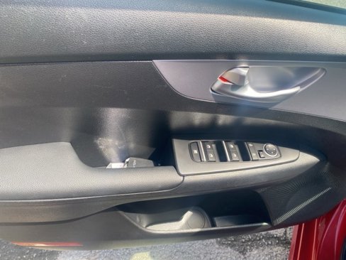 Used 2024 Kia Forte LXS image 18