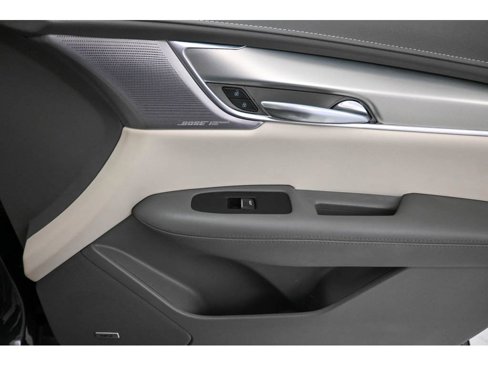 Used 2022 Cadillac XT5 Premium Luxury w/ Technology Package image 17