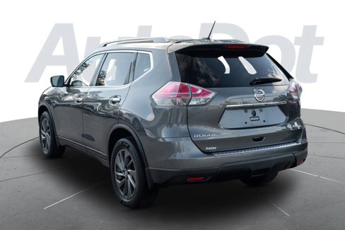 Used 2016 Nissan Rogue SL w/ SL Premium Package image 2