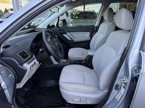 Used 2016 Subaru Forester 2.5i Premium image 9