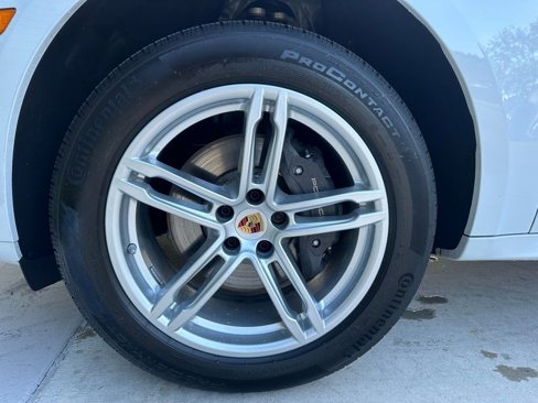 Used 2024 Porsche Macan image 37