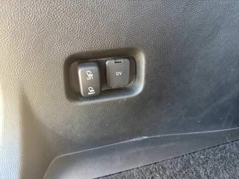 Used 2024 Ford Edge SEL image 32