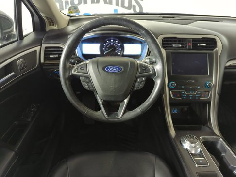 Used 2019 Ford Fusion SEL image 11