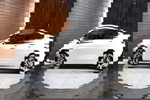 Used 2022 Tesla Model 3 image 9