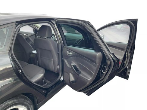 Used 2014 Ford Focus SE image 16