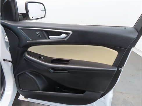 Used 2018 Ford Edge SEL w/ Equipment Group 201A image 21