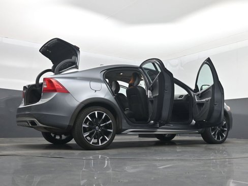 Used 2016 Volvo S60 T5 Cross Country Platinum image 64