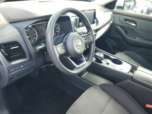 Used 2021 Nissan Rogue SV image 20