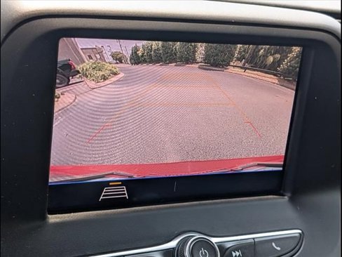 Used 2020 Chevrolet Camaro LT image 21