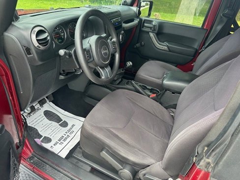 Used 2013 Jeep Wrangler Sport image 11