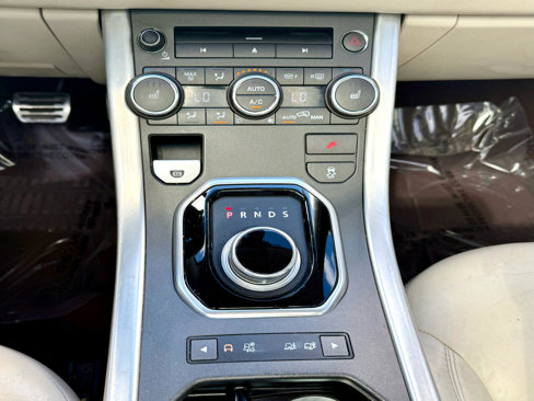 Used 2013 Land Rover Range Rover Evoque Prestige image 16