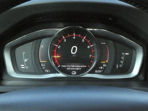 Used 2017 Volvo S60 T5 Inscription Platinum w/ Climate Package image 5