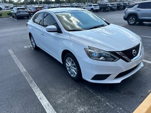 Used 2019 Nissan Sentra SV image 3