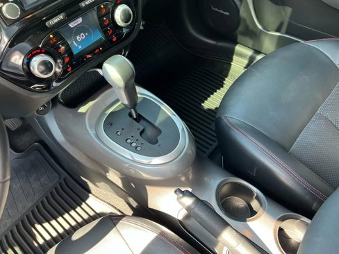 Used 2015 Nissan Juke SL image 14