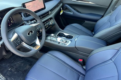 New 2026 INFINITI QX60 Luxe w/ Dark Cargo Package image 9