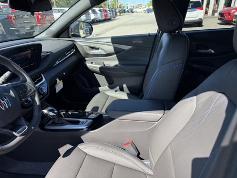 New 2026 Buick Envista Sport Touring image 10
