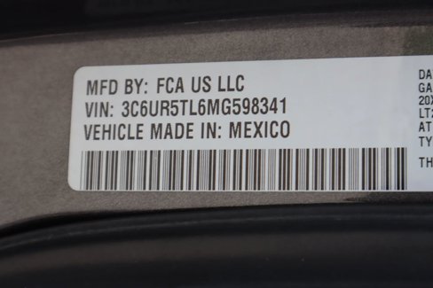 Used 2021 RAM 2500 Limited image 32