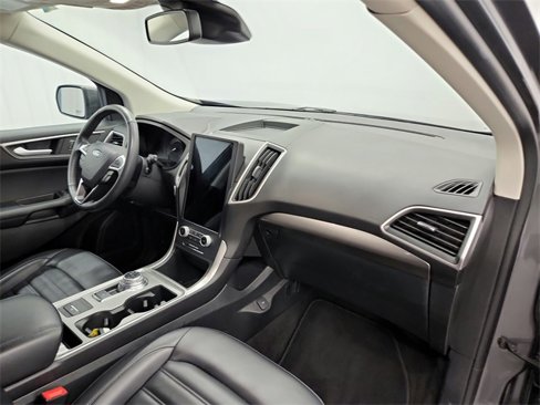 Used 2024 Ford Edge SEL image 32