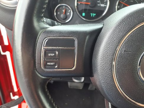 Used 2017 Jeep Wrangler Unlimited Sahara image 19