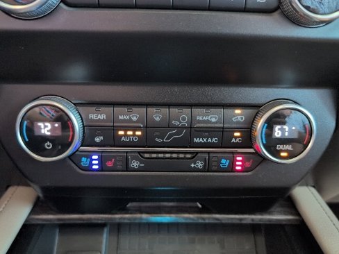 Used 2019 Ford Expedition Limited image 41