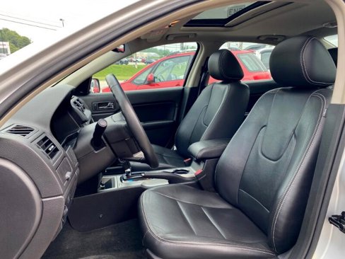Used 2011 Ford Fusion SEL w/ 302A Rapid Spec Order Code image 8