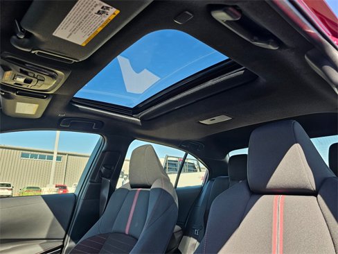 Used 2025 Toyota Corolla SE image 28