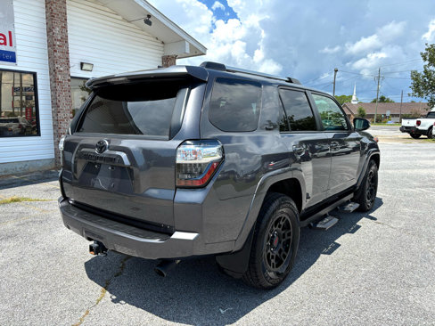 Used 2022 Toyota 4Runner SR5 Premium image 8