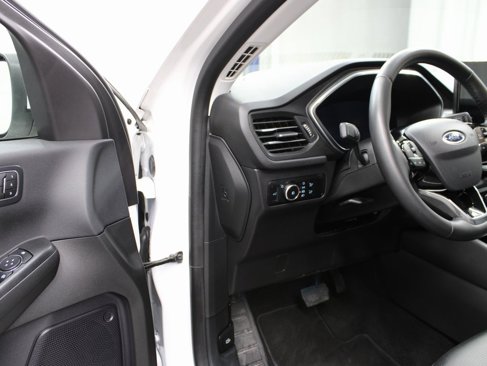 Used 2024 Ford Escape Platinum image 51