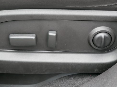 Used 2017 Buick Enclave Leather image 18