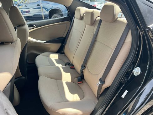 Used 2015 Hyundai Accent GLS image 23