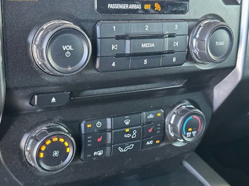 Used 2018 Ford F150 XLT w/ Equipment Group 302A Luxury image 22