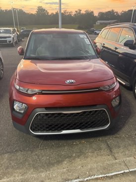 Used 2021 Kia Soul LX image 2