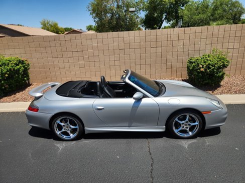 Used 2003 Porsche 911 Carrera image 3