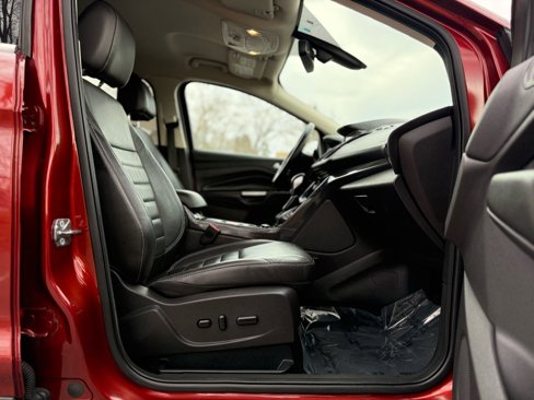 Used 2015 Ford Escape Titanium w/ Equipment Group 301A image 27