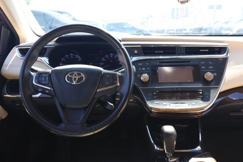 Used 2013 Toyota Avalon XLE image 21