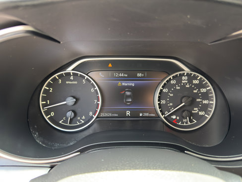 Used 2016 Nissan Maxima SR image 27