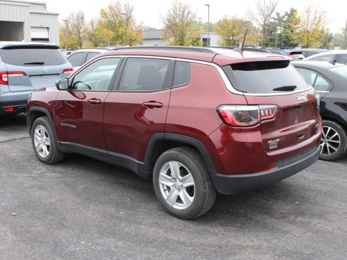 Used 2022 Jeep Compass Latitude image 5