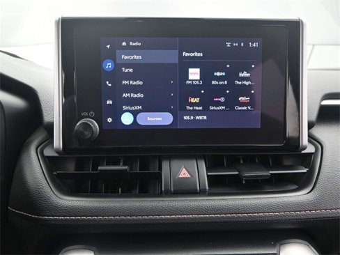 Used 2023 Toyota RAV4 LE image 8