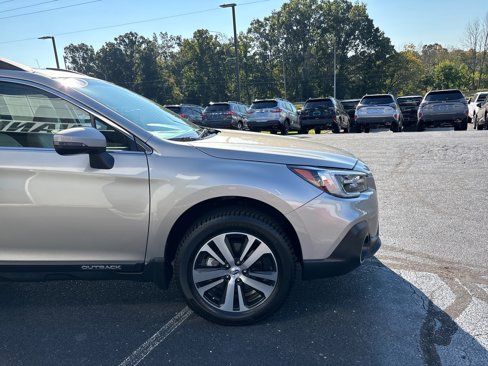 Used 2018 Subaru Outback 3.6R Limited image 5