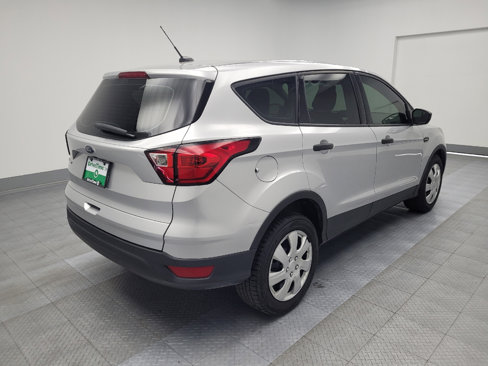 Used 2019 Ford Escape S image 9