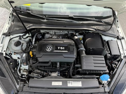 Used 2017 Volkswagen GTI S image 21