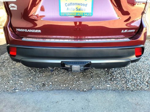 Used 2015 Toyota Highlander LE image 30